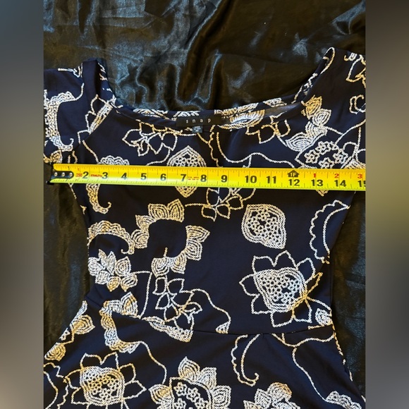 Snap Navy & White Floral Fit & Flare Skater Dress - Size Medium - Picture 7 of 8